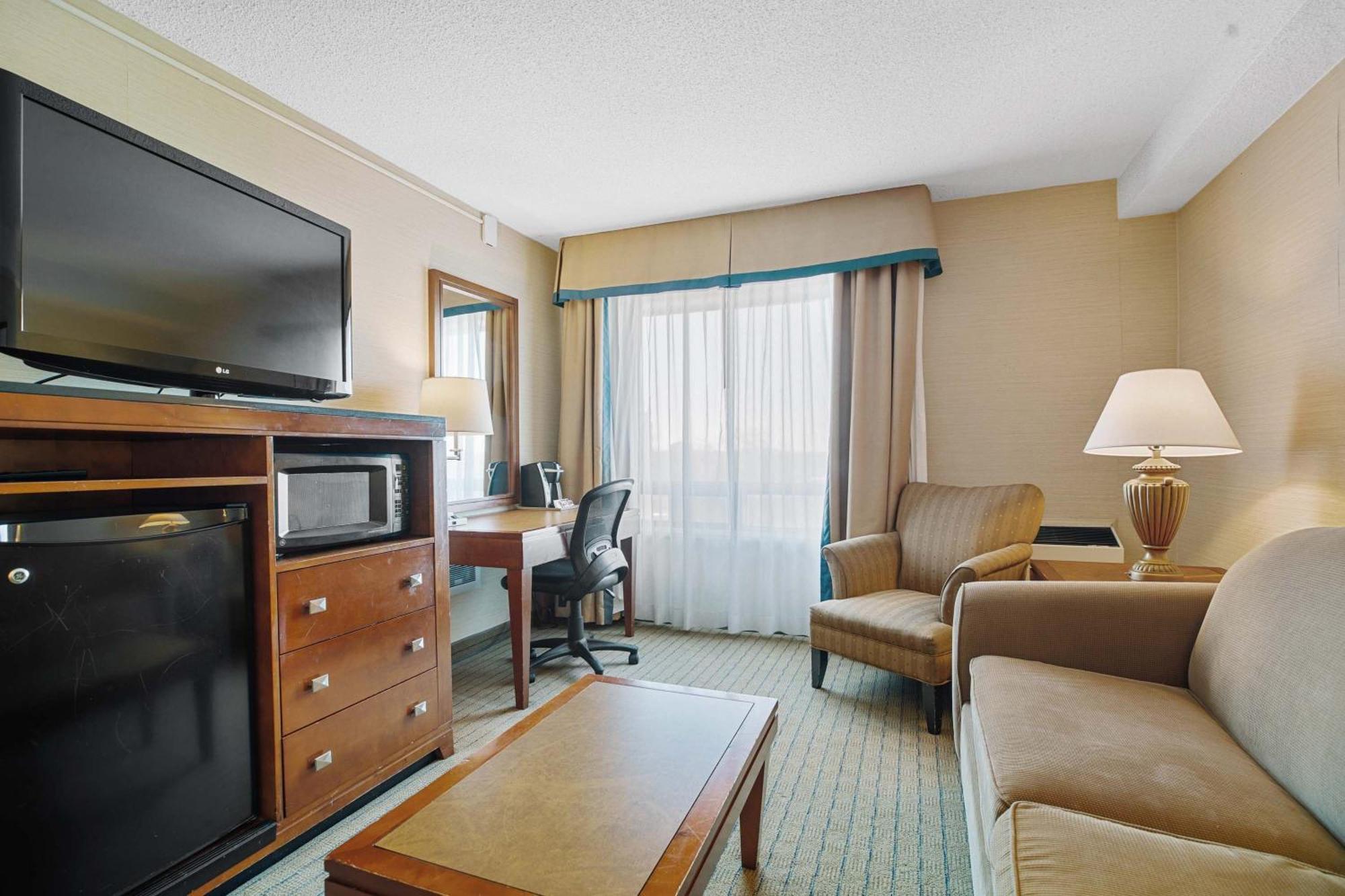 Sandman Hotel & Suites London Downtown ภายนอก รูปภาพ