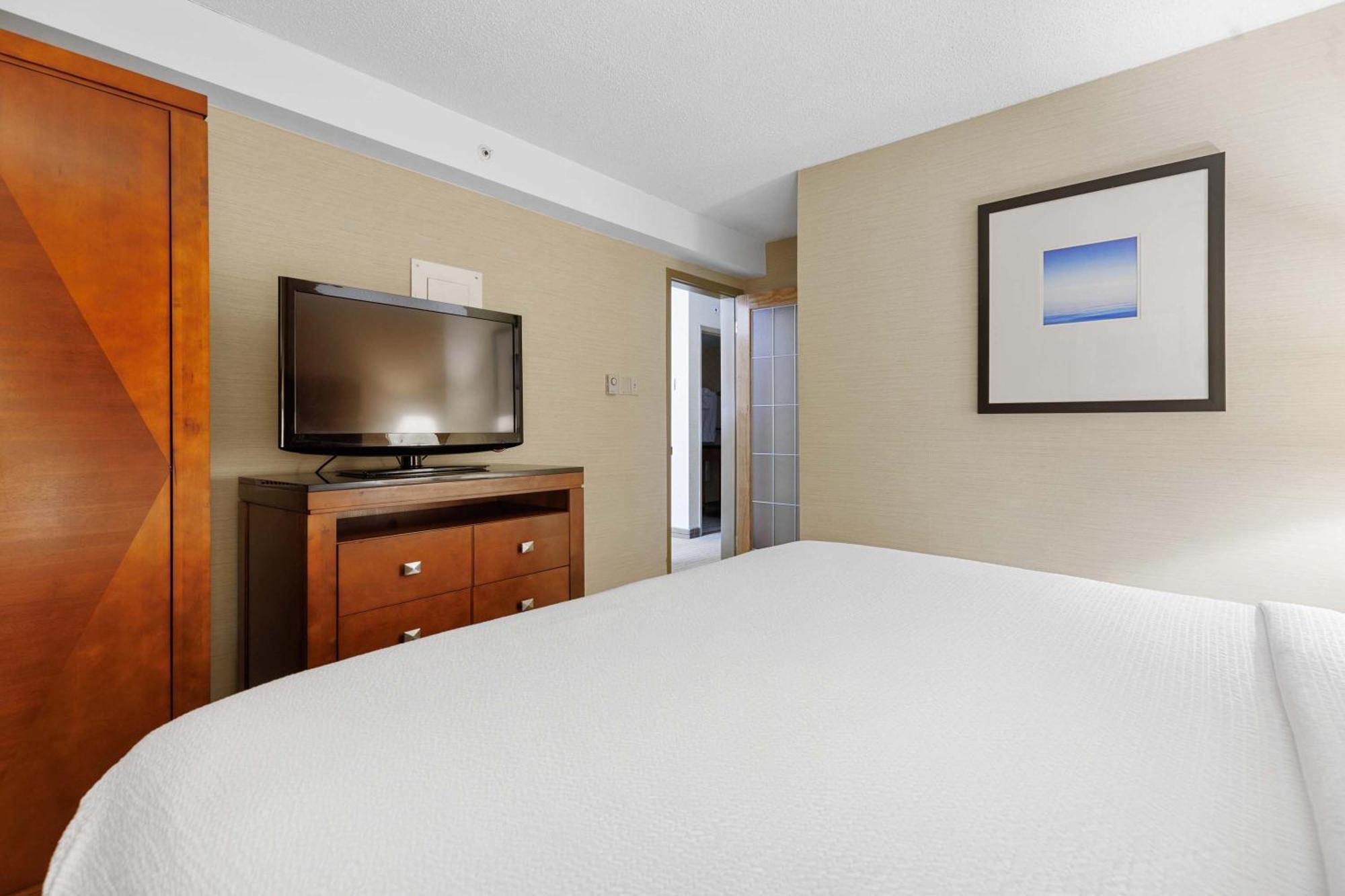 Sandman Hotel & Suites London Downtown ภายนอก รูปภาพ