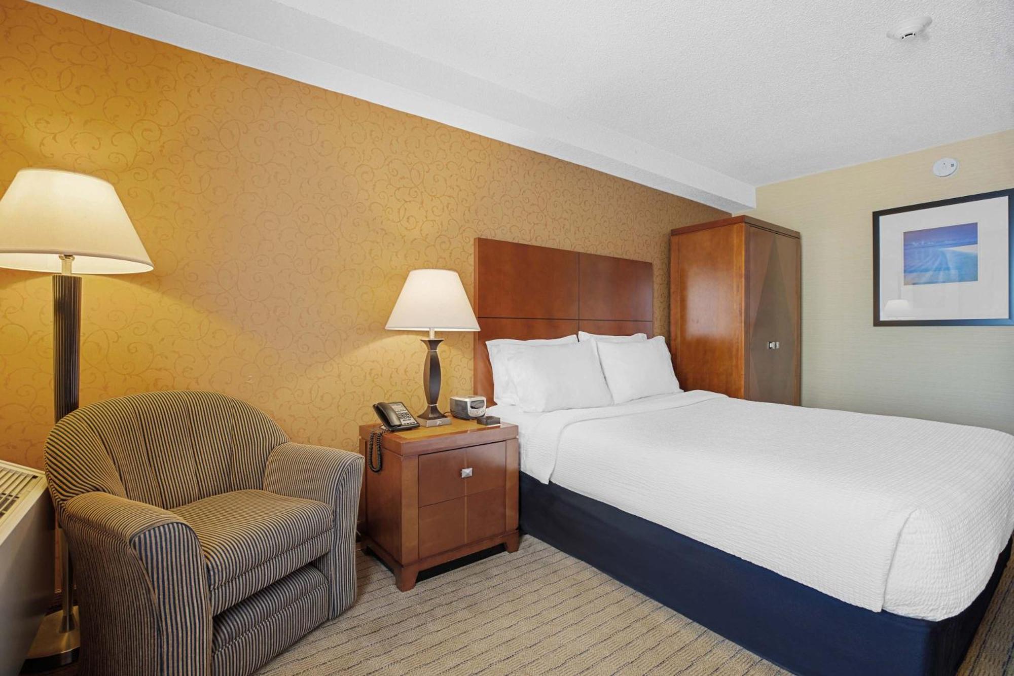 Sandman Hotel & Suites London Downtown ภายนอก รูปภาพ